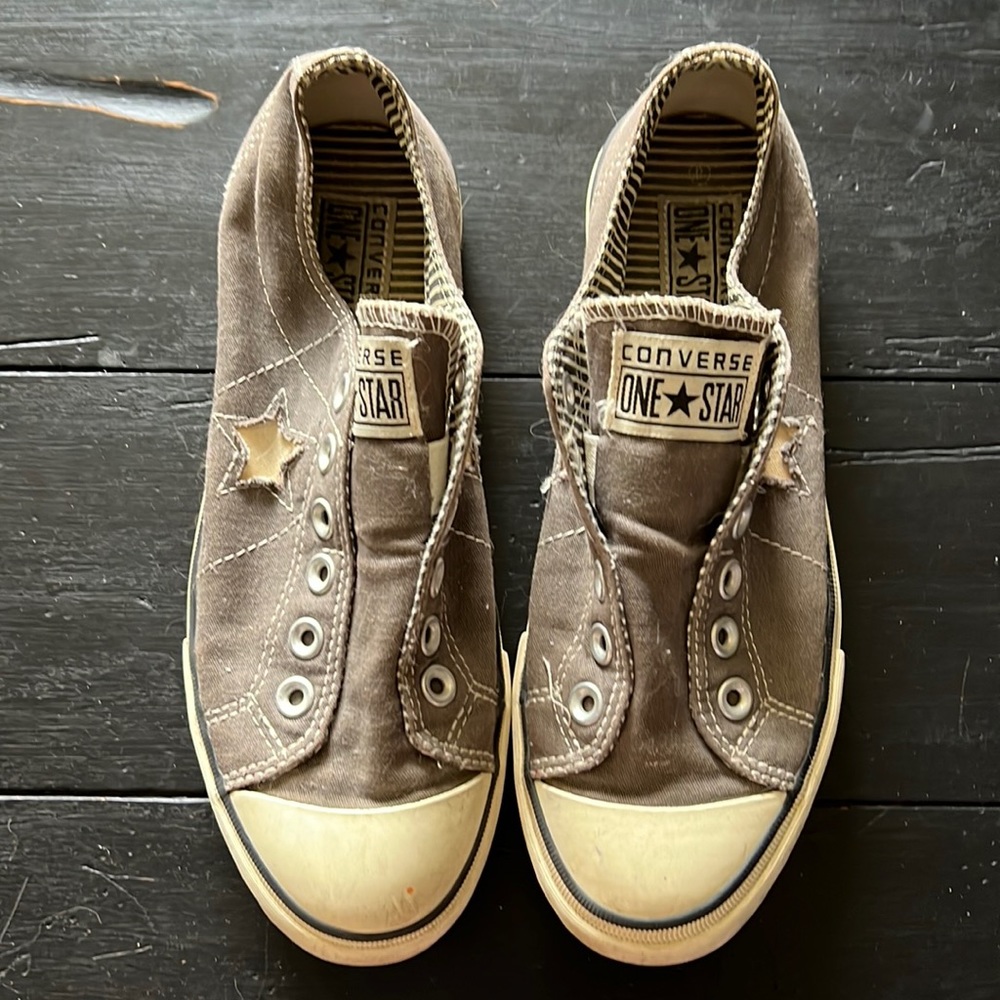 Converse slip ons